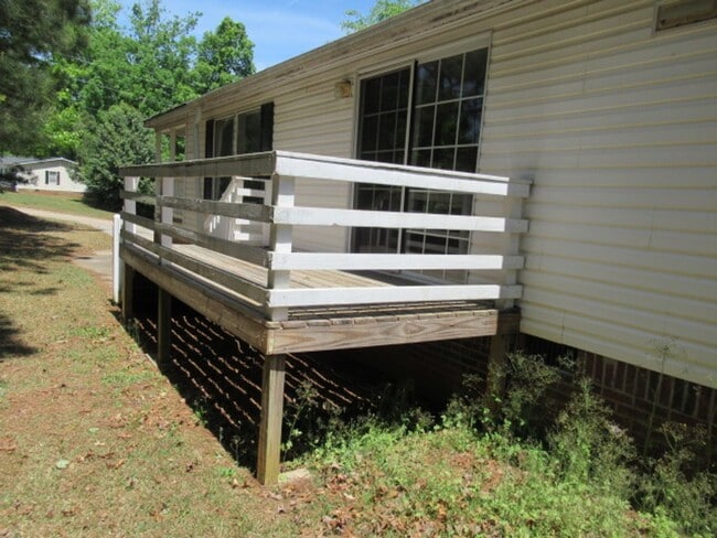 Building Photo - 406 Crystal Dr