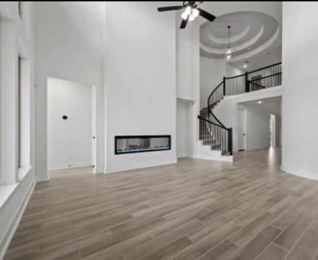 Building Photo - 3125 Stingray Cv Dr