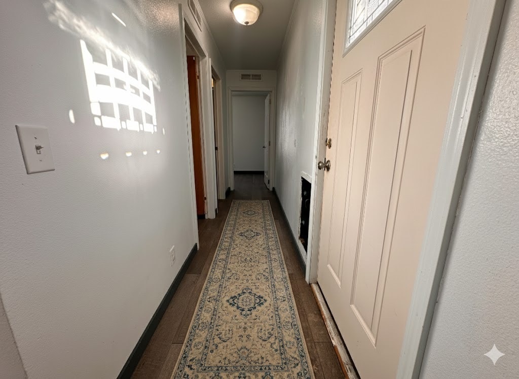 Building Photo - 22 Lapin St