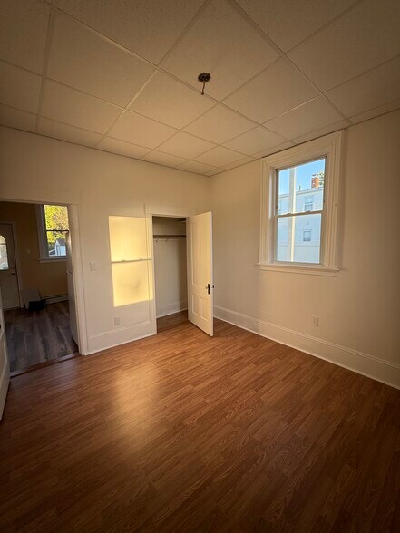 Building Photo - 860 Mineral Spring Ave