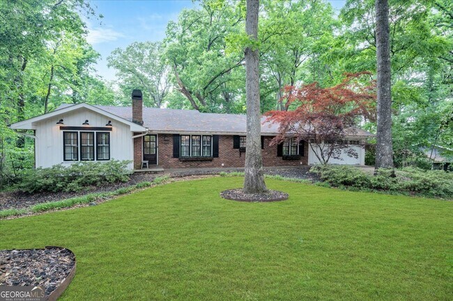 Primary Photo - 5592 Colton Dr NE
