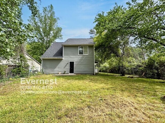 Building Photo - 3-Bedroom, 2-Bath Home with Serene Natural...