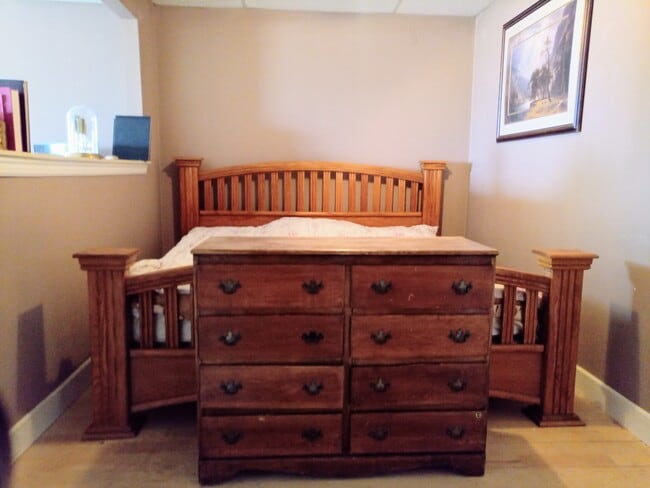 King Size Bed - 455 S Franceville Coal Mine Rd