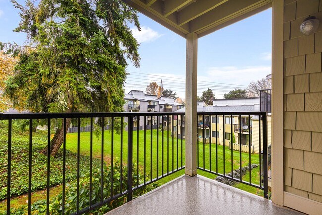 Building Photo - 2020 Grant Ave S