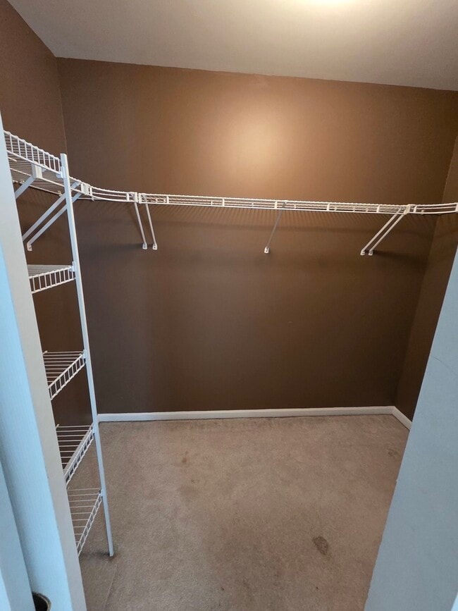 Building Photo - 422 Cary Woods Cir