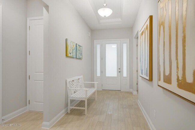 Building Photo - 28 Stansbury Ln