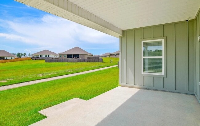 Building Photo - 30872 Semper Dr