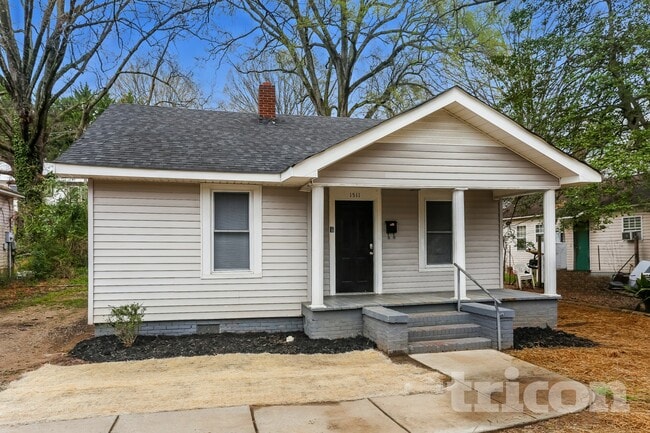 Building Photo - 1511 N Davidson St