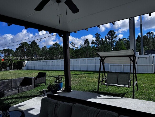 Building Photo - 13201 SW 269th Ter