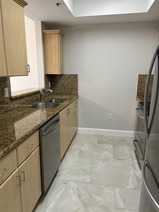 Building Photo - 3590 Coral Wy