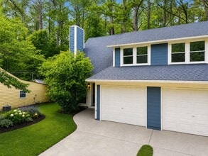 Building Photo - 4930 Farmstead Ct NE