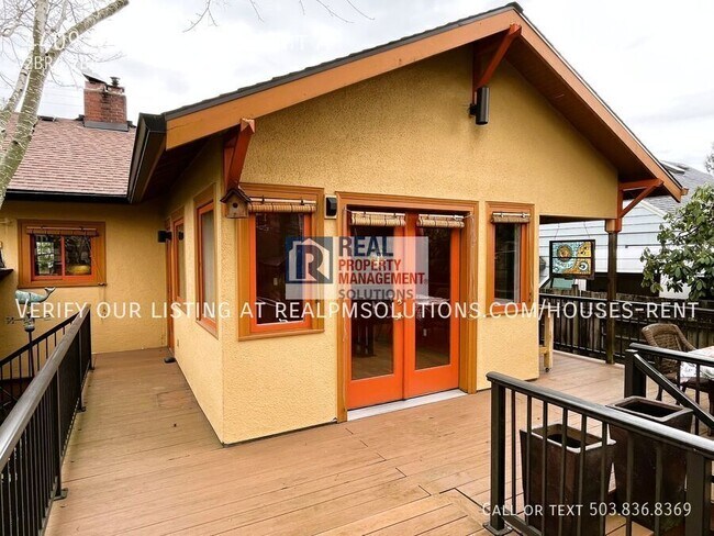 Building Photo - 4409 NE 37th Ave