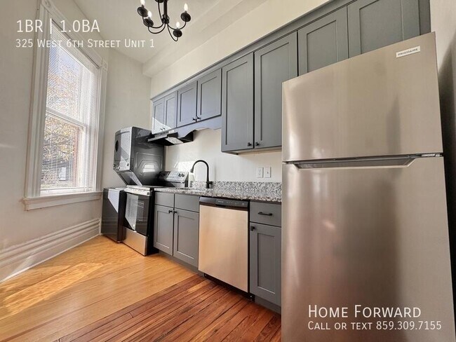 Building Photo - 325 W 6th St