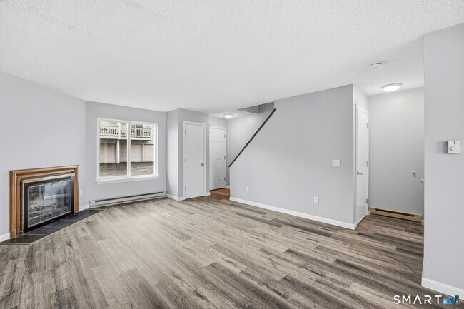 Building Photo - 151 Shelter Rock Rd