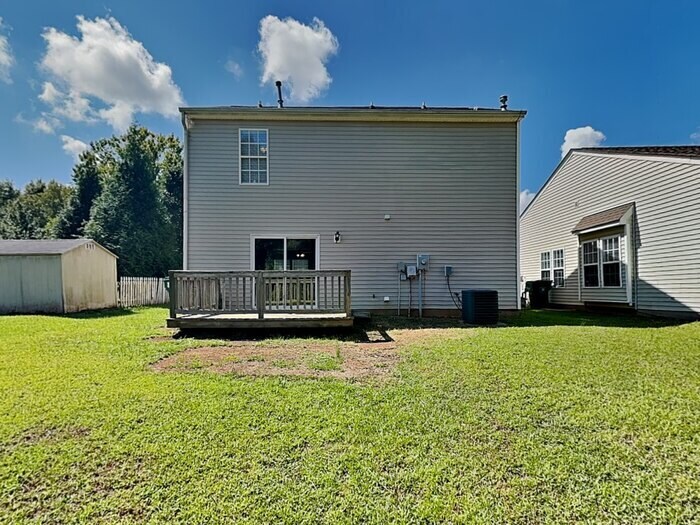 Building Photo - 2727 Oasis Ln
