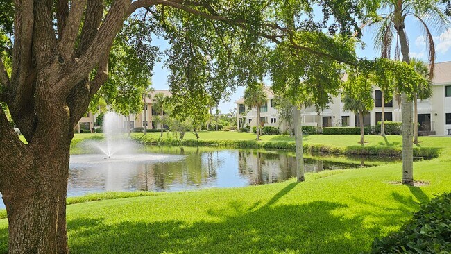Building Photo - 5220 Landings Blvd
