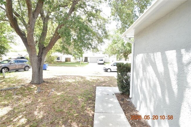 Building Photo - 12116 Feldwood Creek Ln