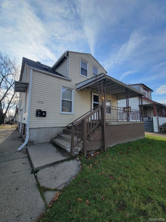 Primary Photo - 7592 Maxwell Ave