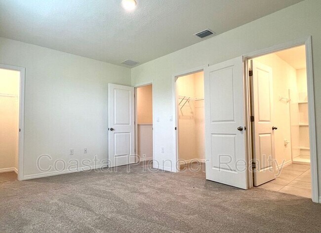 Building Photo - 5334 Dragonfly Dr