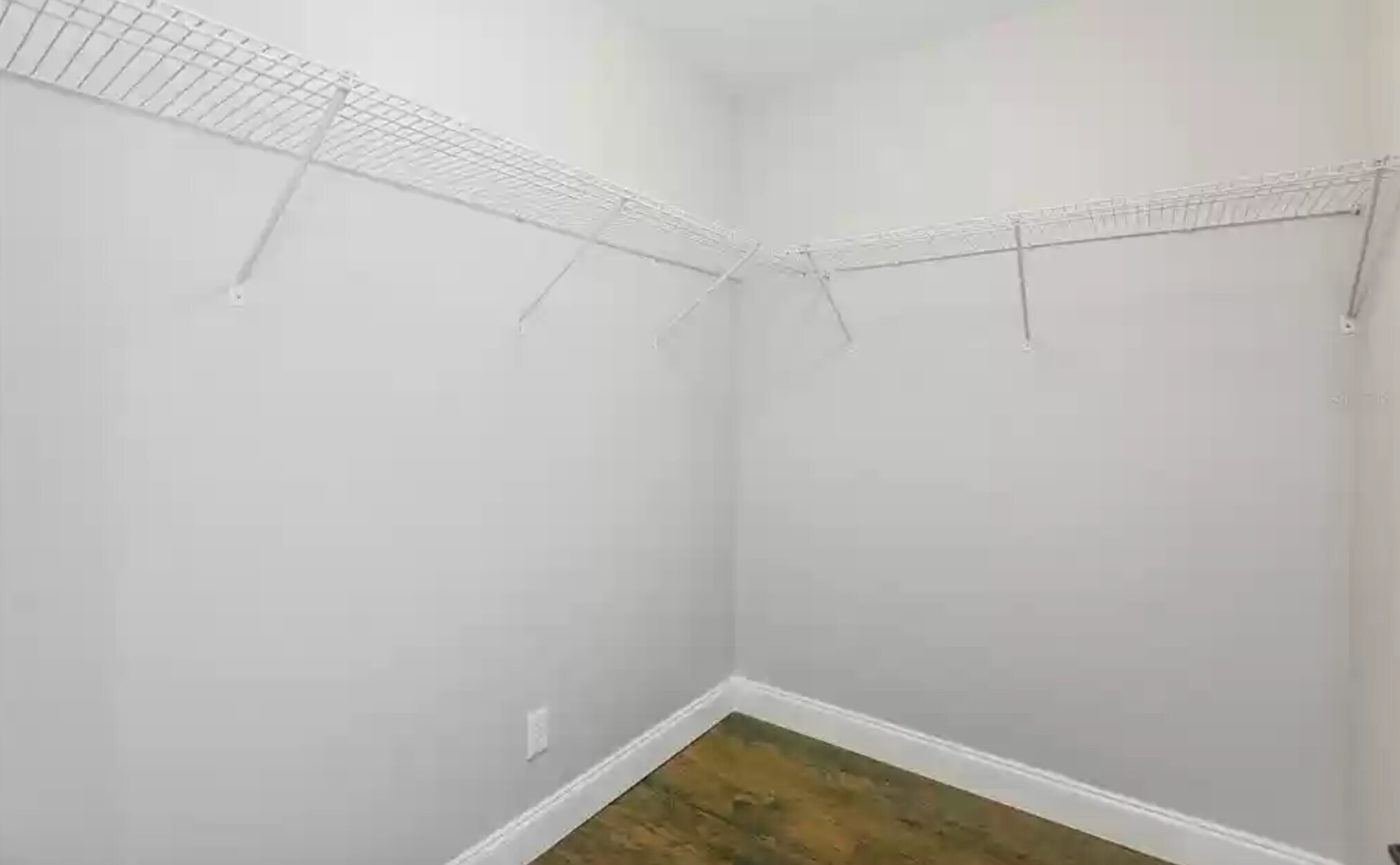 Closet with Shelving - 813 Pinewood Ct