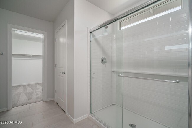 Building Photo - 9036 S 169th Dr