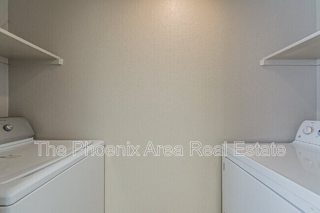 Building Photo - 2855 S Ext Rd