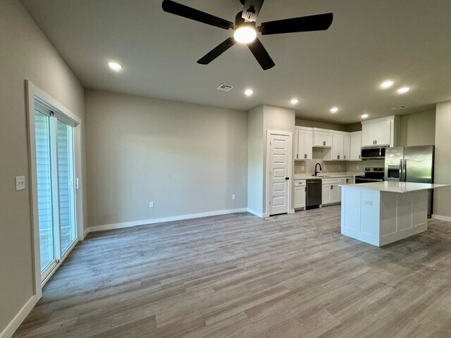 Building Photo - 1806 Azlin Pl