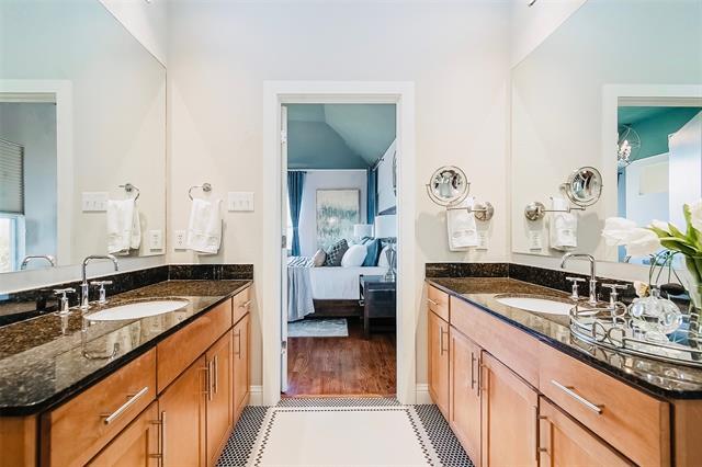 Building Photo - 1333 St Joseph St