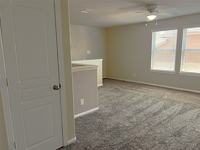 Building Photo - 17222 Hannah Oaks Ln