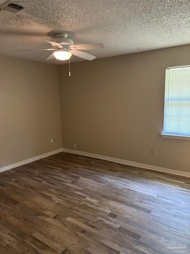 Building Photo - 4942 Lanett Dr