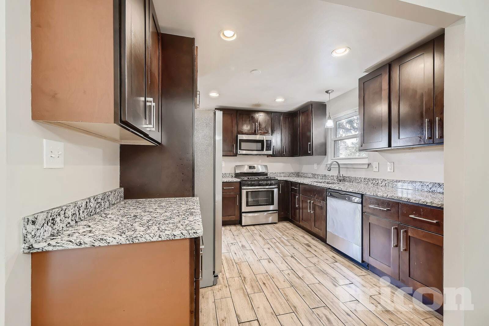 Building Photo - 3816 Terka Cir