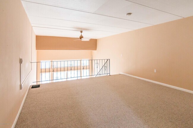 Building Photo - 448 Ocean Ave N