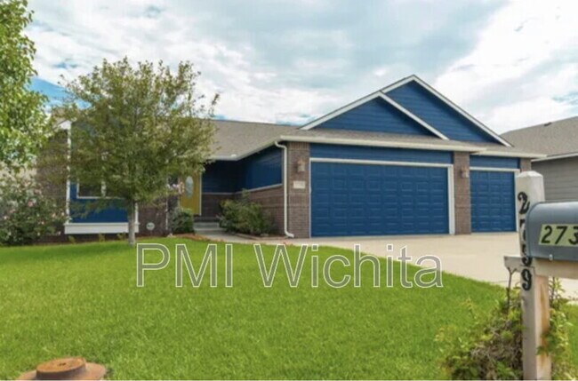 Building Photo - 2739 E Fairchild Ct
