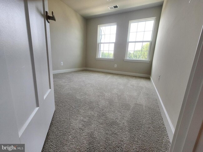 Building Photo - 844 New Castle Landing Dr