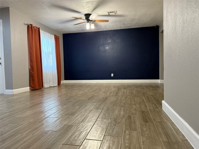 Building Photo - 1214 Sigma St