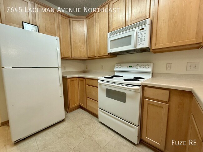 Building Photo - 7645 Lachman Ave NE