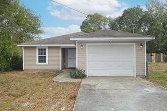 Building Photo - Pensacola 3BR Home Near NAS Pensacola with Split Floor Plan, Garage & Fenced Backyard