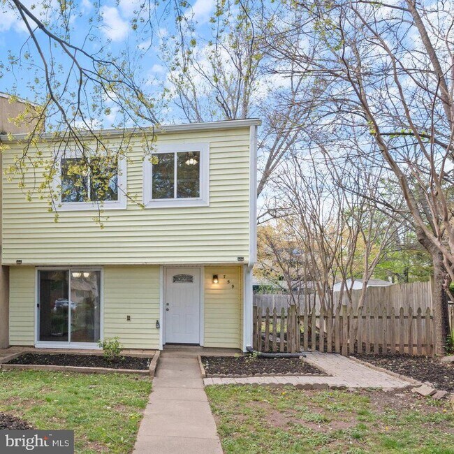 Building Photo - 759 Palmer Dr