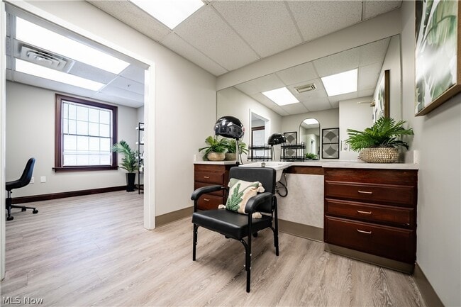 Building Photo - 12799 Doula Ln