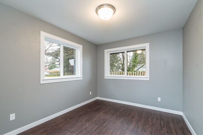 Building Photo - Beautiful, Spacious 4-bedroom home in Ferndale!