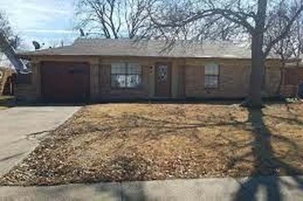Building Photo - 812 Quinette Dr