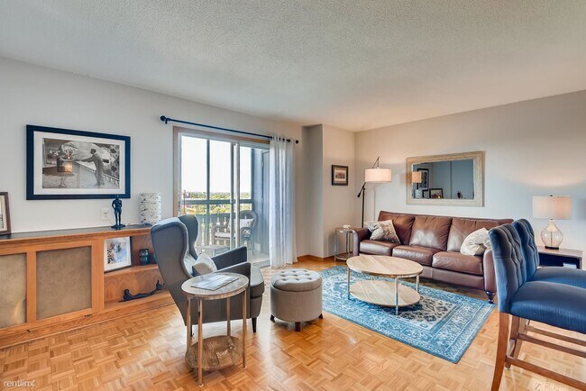 Primary Photo - 1 br, 1 bath Condo - Summit House Minneapolis