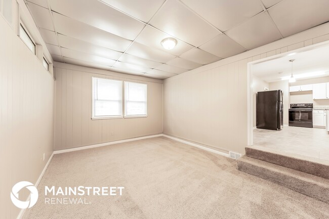 Building Photo - 105 16th Terrace NE