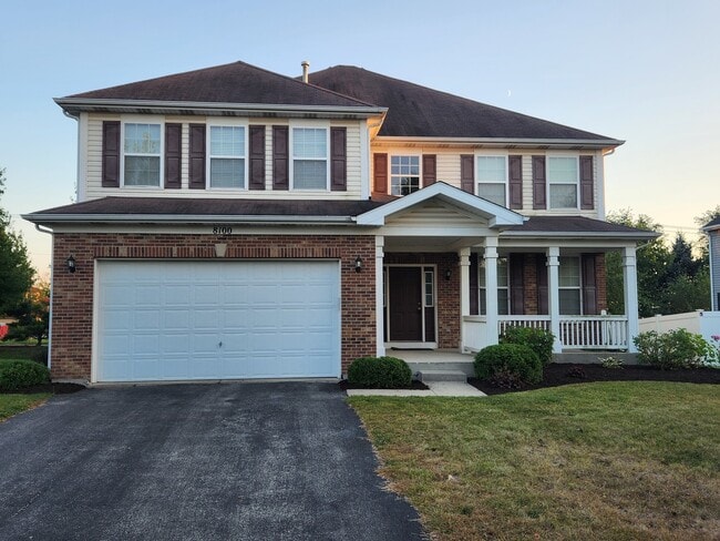 Primary Photo - 8100 Shady Oak Rd