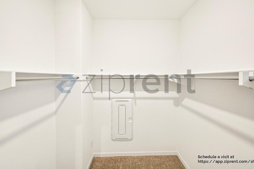 Building Photo - 27578 Manzanita Wy