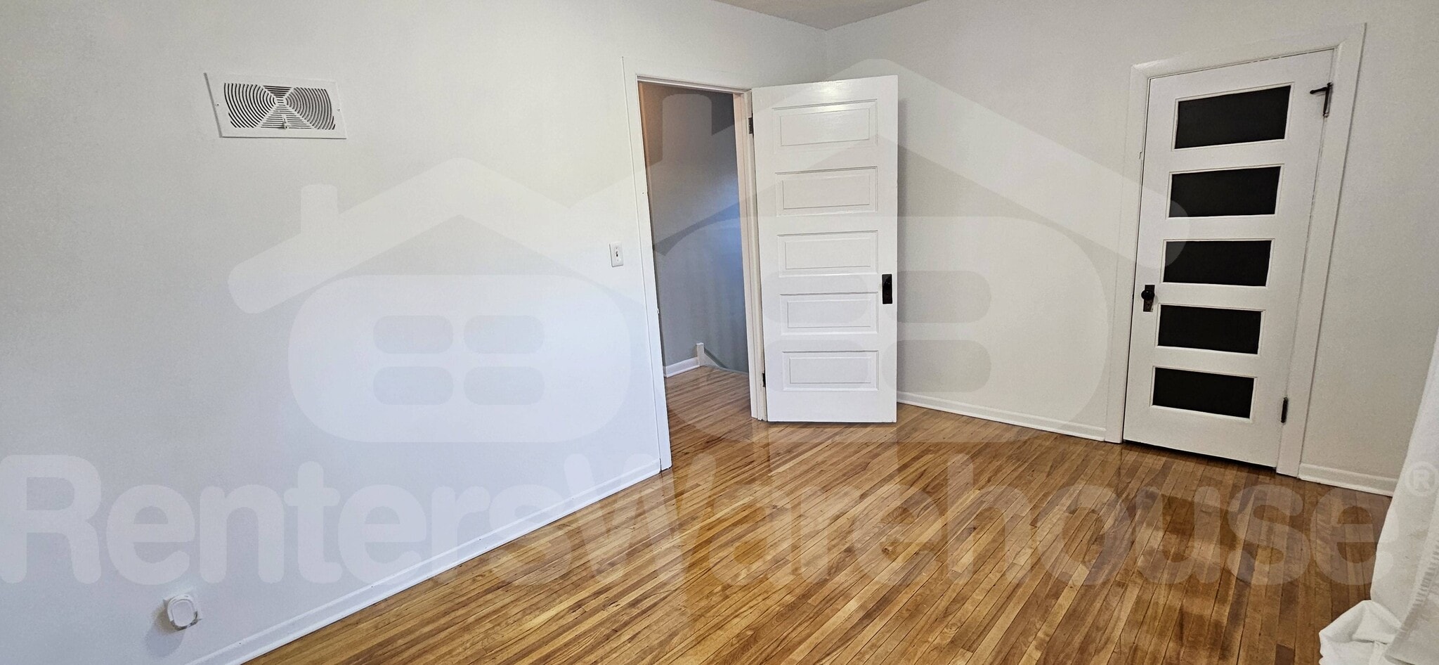 Building Photo - 1303 2nd St