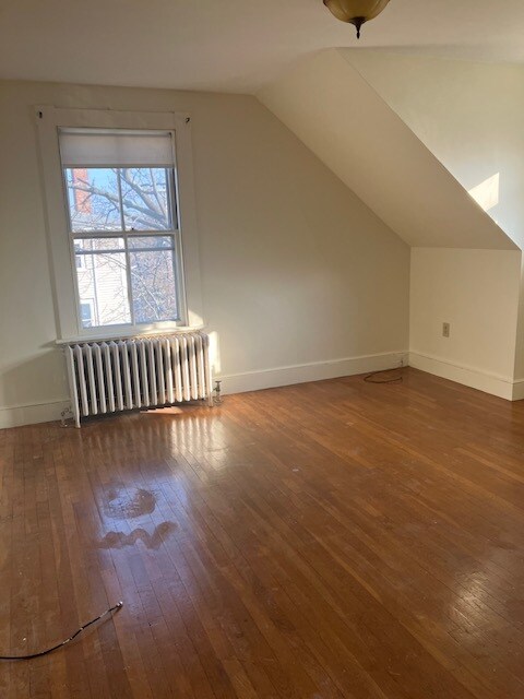 Building Photo - 4 Saunders St