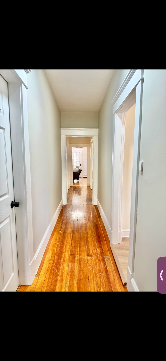 Building Photo - 38 Forest Park Ave