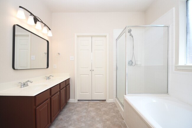 Building Photo - 13111 Rippling Creek Ln