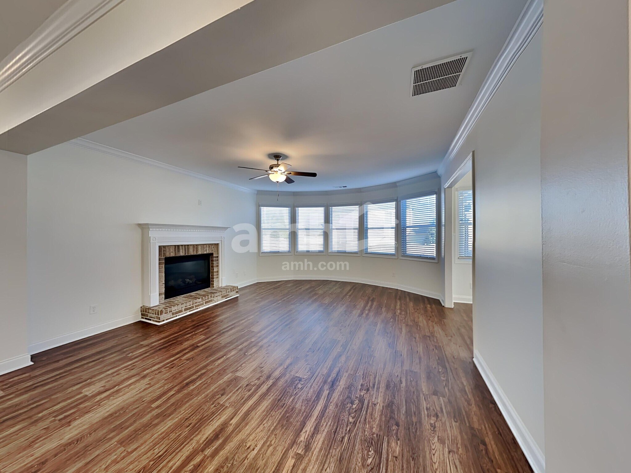 Building Photo - 132 Northbrooke Trace